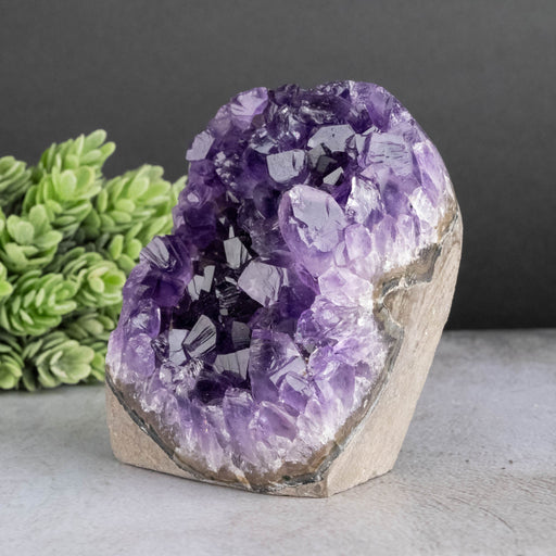 Amethyst 437 g 86x63mm - InnerVision Crystals