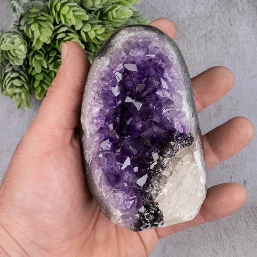 Amethyst 624 g 93x66mm - InnerVision Crystals