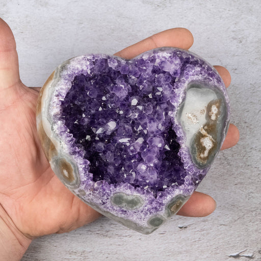 Amethyst Heart 656 g 124x121mm - InnerVision Crystals