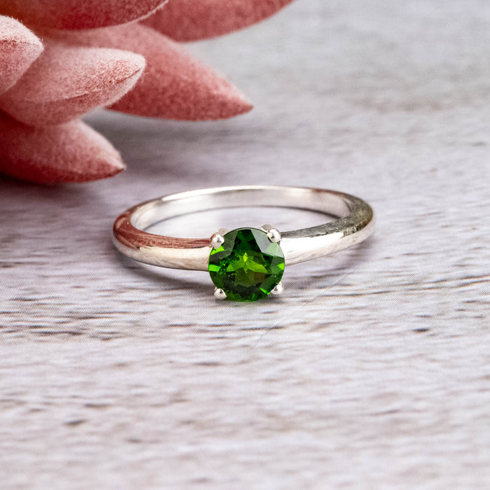 Chrome Diopside Ring 5.5mm - InnerVision Crystals