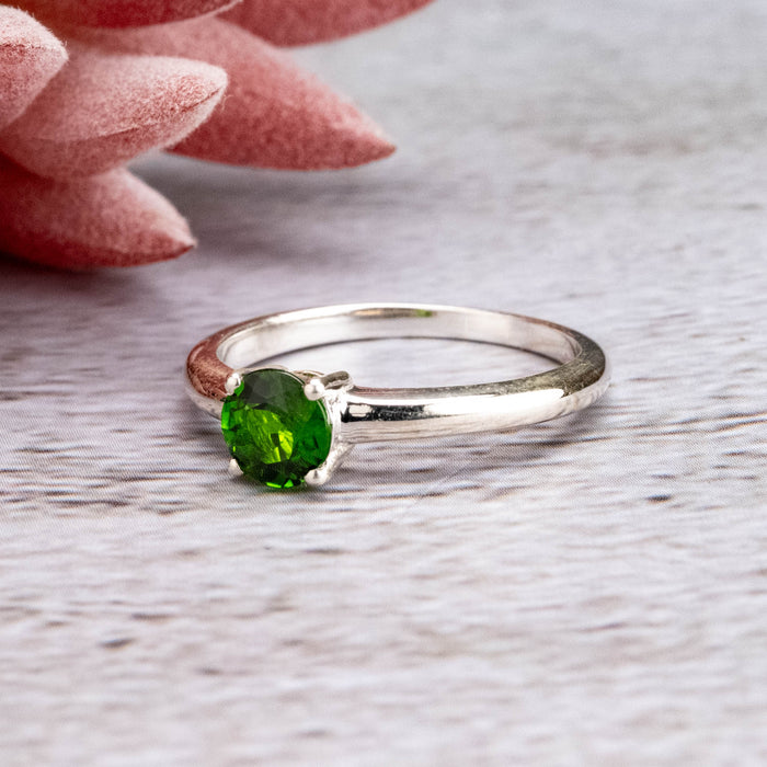 Chrome Diopside Ring 5.5mm - InnerVision Crystals