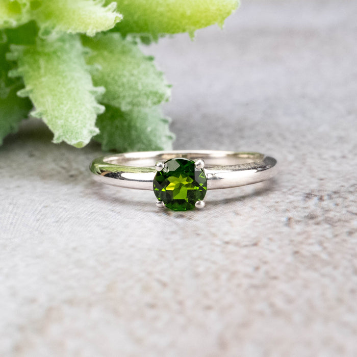 Chrome Diopside Ring 5.5mm Size 7 - InnerVision Crystals