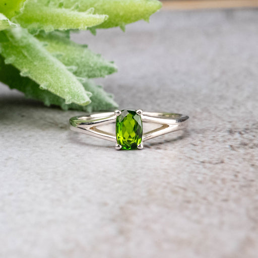 Chrome Diopside Ring 6x4mm Size 6 - InnerVision Crystals