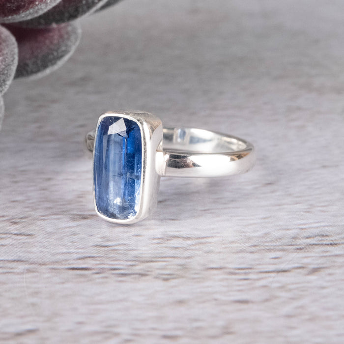 Kyanite Ring 11x7mm Size 7 - InnerVision Crystals