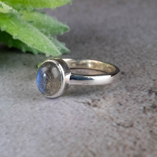 Labradorite Ring 8x6mm Size 8 - InnerVision Crystals