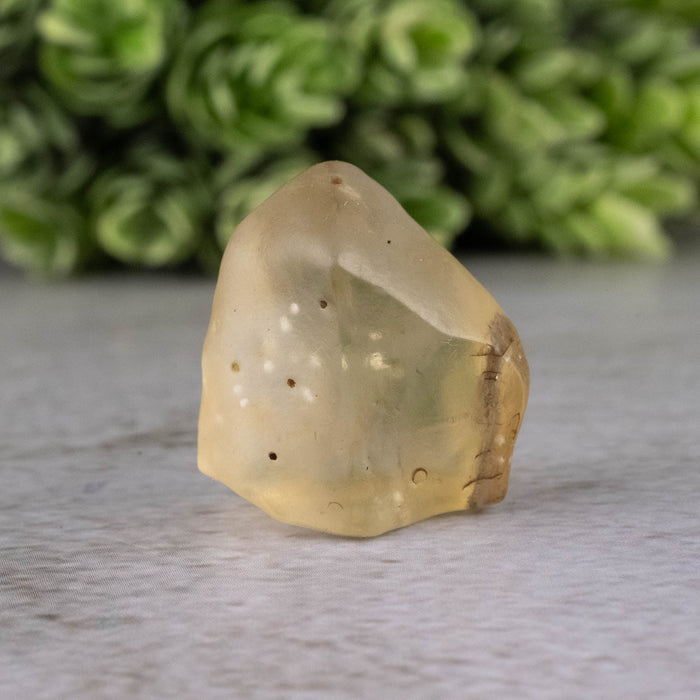 Libyan Desert Glass 7.01 g 21x19x13mm - InnerVision Crystals