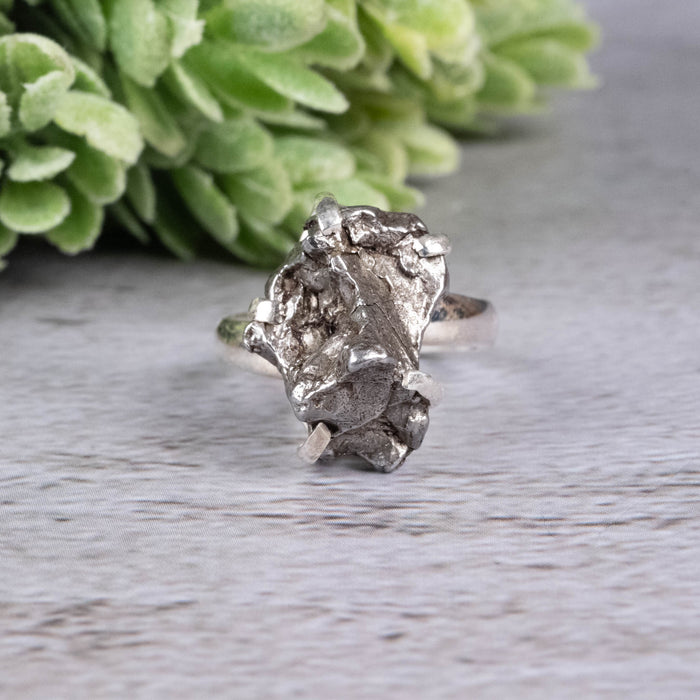 Meteorite Ring 16x11mm Size 6 Adjustable - InnerVision Crystals