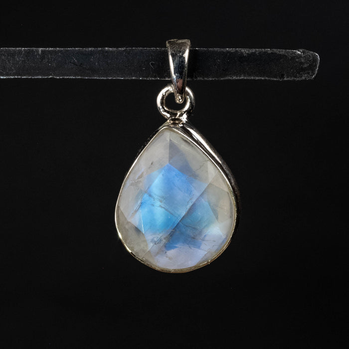 Moonstone Pendant 5.27 g 30x16mm - InnerVision Crystals