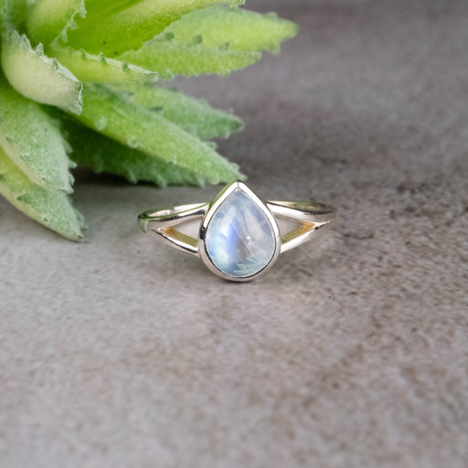 Moonstone Ring 8x6mm Size 9 - InnerVision Crystals